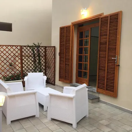 Apartment Topazio *